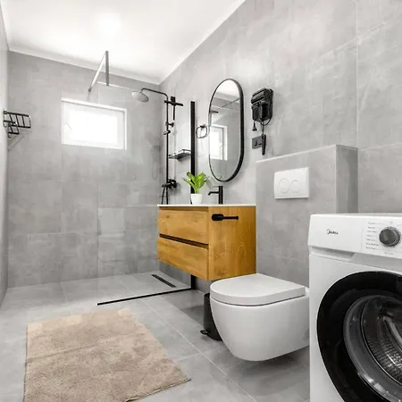 Apartment Alaga Tribunj (Sibenik-Knin)